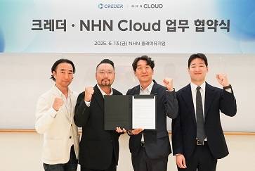 NHN클라우드는 크레더와의 MOU체결을 통해 웹3 인프라 시장 공략을 본격화한다. <왼쪽부터> 아이티센글로벌(크레더 모회사) 이상윤 부사장, 크레더 임대훈 대표,
NHN 클라우드 김동훈 대표, 아발란체 저스틴 김 아시아 사업 총괄.