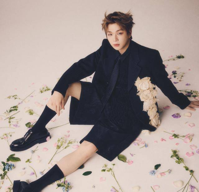 강다니엘은 16일 오후 서울 영등포구 여의도동 파크원 타워2에서 미니 6집 '글로우 투 헤이즈(Glow to Haze)' 발매 기념 기자간담회를 개최했다. ARA 제공