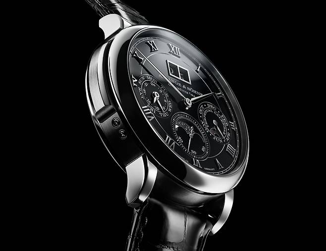 2025년 대표 모델인 '미니트 리피터 퍼페추얼'. 사진 랑에 운트 죄네