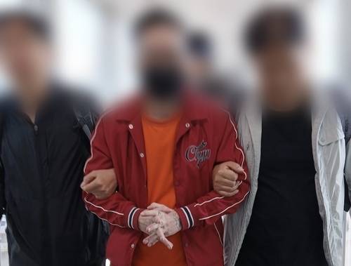 ▲ 에콰도르서 붙잡혀 국내에 송환된 A씨 [법무부 제공=연합뉴스]