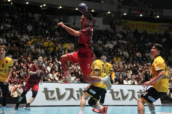 사진 2024-25시즌 일본 남자 핸드볼 리그 H 준결승 브레이브 킹스와 다이도 피닉스의 경기 모습, 사진 출처=일본핸드볼연맹