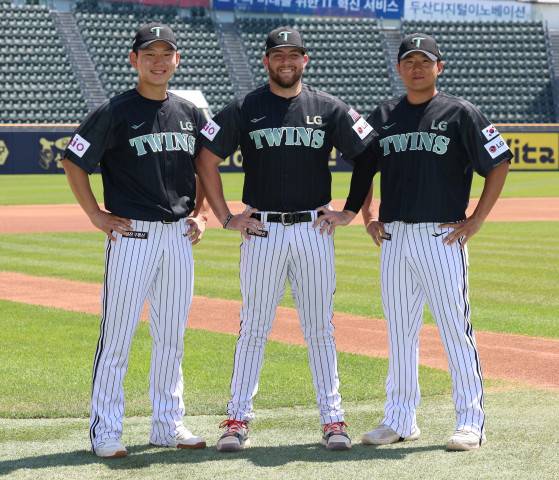 ▲ LG 2025 밀리터리 유니폼. ⓒ LG 트윈스