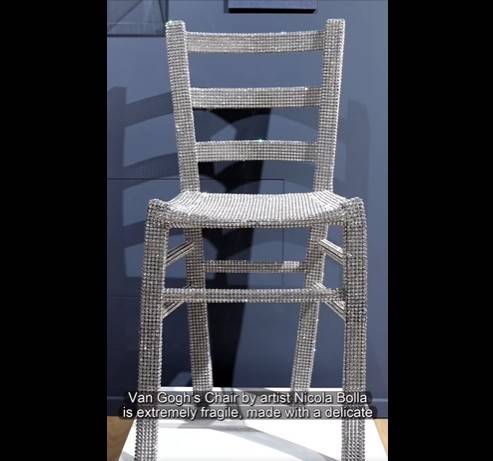 베로나 팔라초 마페이의 '반 고흐 의자' [팔라초 마페이 페이스북 캡처. 재판매 및 DB 금지]