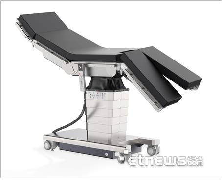 덴티스가 고객 수요에 맞춘 핵심 기능을 추가하고, 가격 경쟁력을 대폭 강화한 수술대 'LUVIS ST300'