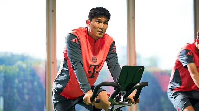 [서울=뉴시스] 독일 프로축구 분데스리가 바이에른 뮌헨의 김민재. (사진=바이에른 뮌헨 홈페이지 캡처) *재판매 및 DB 금지