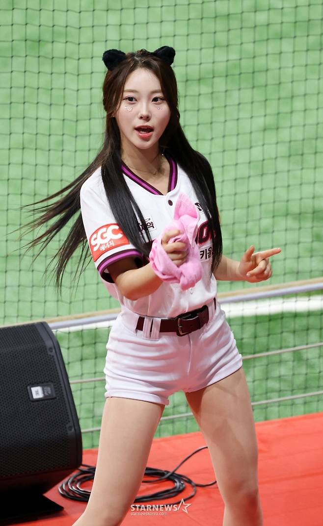 [포토]'주먹불끈' 키움 송민교