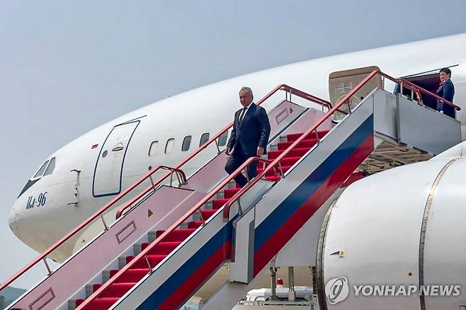 평양 방문한 세르게이 쇼이구 러시아 국가안보회의 서기 [타스 연합뉴스 자료사진. 재판매 및 DB 금지]