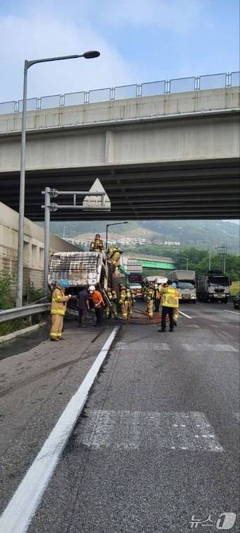 화재 현장. (경기도소방재난본부 제공. 재판매 및 DB 금지) 2025.6.18/뉴스1