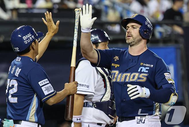 NC 다이노스 외국인 타자 맷 데이비슨은 2024 KBO리그에서 46개 아치를 그려 홈런왕에 올랐다. 뉴스1 DB ⓒ News1 김도우 기자