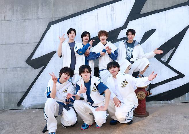 킥플립. 사진 | JYP엔터테인먼트