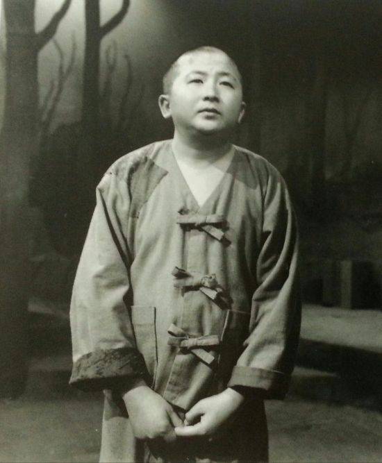 지춘성 배우가 1991년 박원근 연출의 '동승'에 도념 역으로 출연했을 때의 모습   [사진 제공= 국립극단]