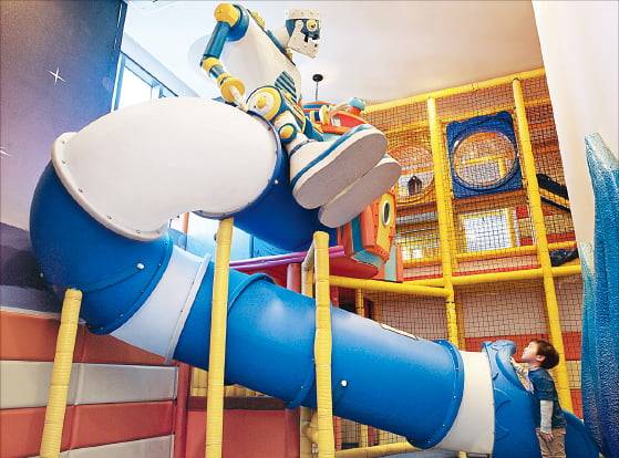 반얀트리 서울의 멤버십 회원 전용 공간인 키즈클럽 내부. 반얀트리 서울 제공