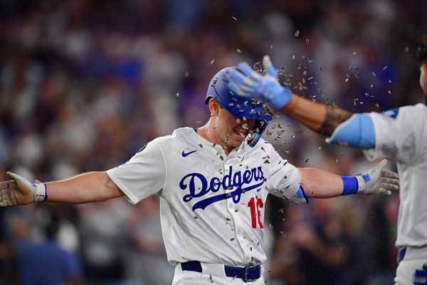 윌 스미스는 앞서가는 홈런을 때렸다. 사진= Gary A. Vasquez-Imagn Images= 연합뉴스 제공