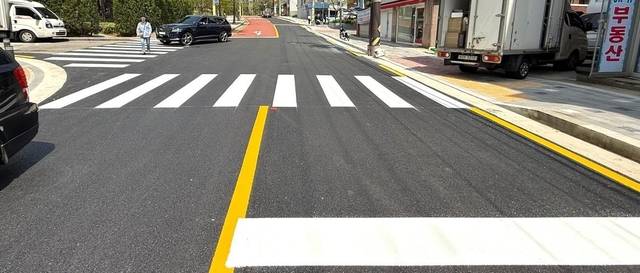 서울 영등포구 관내의 노후 도로가 정비된 모습. 영등포구청 제공