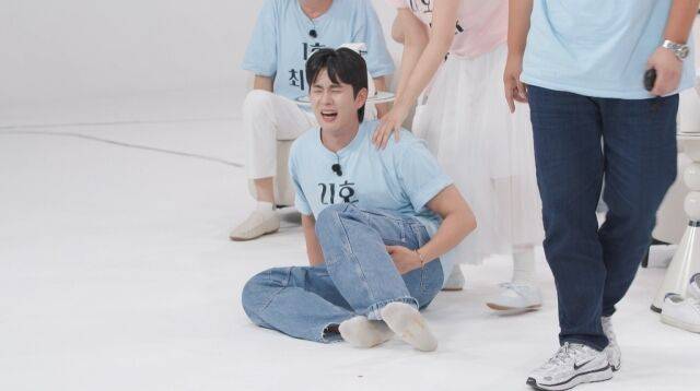 코미디언 손민수가 정력 테스트에서 굴욕을 맛봤다. / JTBC '1호가 될 순 없어2'