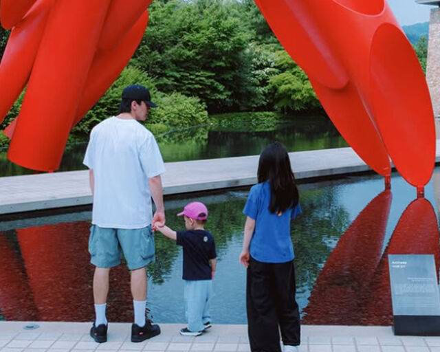 김무열이 아들과 단란한 시간을 보냈다. / 윤승아 소셜미디어