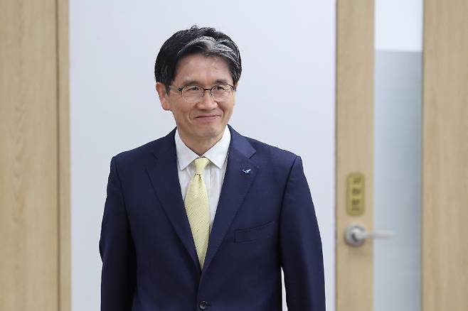 오동운 고위공직자범죄수사처장이 17일 정부과천청사 공수처에서 열린 기자간담회에 참석하고 있다. 연합뉴스