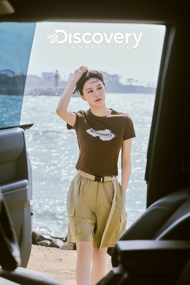 배우 고윤정 아웃도어 브랜드 화보. 사진 디스커버리 익스페디션
