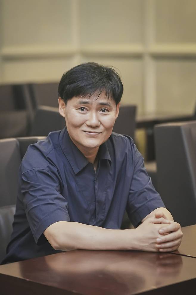 웨이브 오리지널 드라마 ‘ONE:하이스쿨 히어로즈’를 연출한 이성태 감독. 사진 웨이브