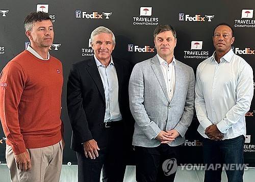 애덤 스콧(왼쪽), 제이 모너핸, 브라이언 롤랩, 타이거 우즈. [AP=연합뉴스]