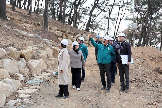 공설 자연장지 공사 현장 [김해시 제공. 재판매 및 DB 금지]