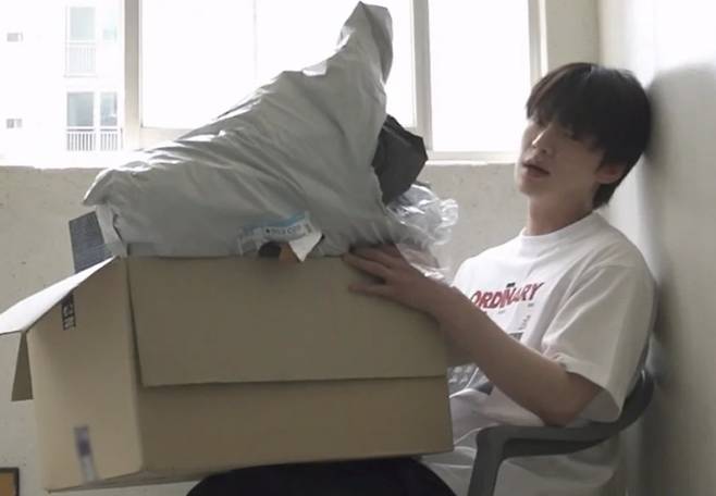 모델 출신 배우 안재현이 '20층 지옥의 계단'을 오르내린다./사진=MBC 예능 '나 혼자 산다'