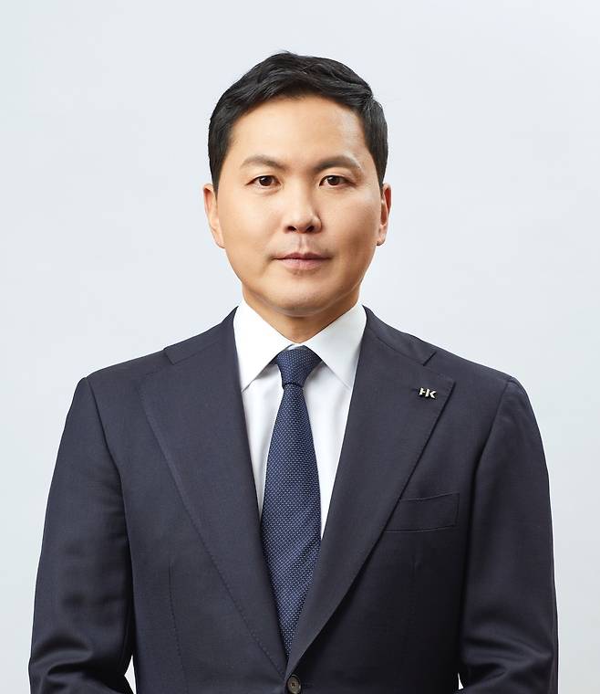 윤상현 콜마홀딩스 부회장