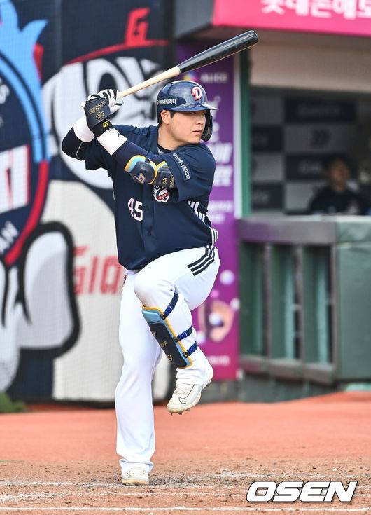 [OSEN=부산, 이석우 기자] 두산 베어스 김기연 034 2025.04.06 / foto0307@osen.co.kr