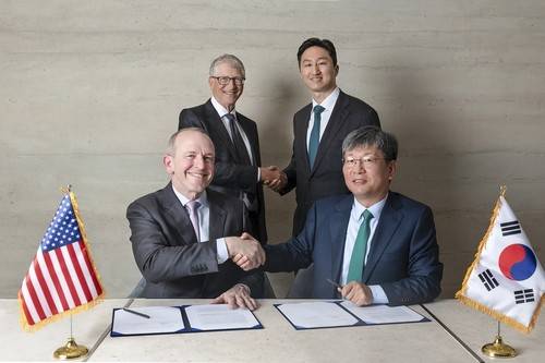 테라파워 빌게이츠와 손잡은 정기선 HD현대 수석부회장  [연합뉴스 자료사진]