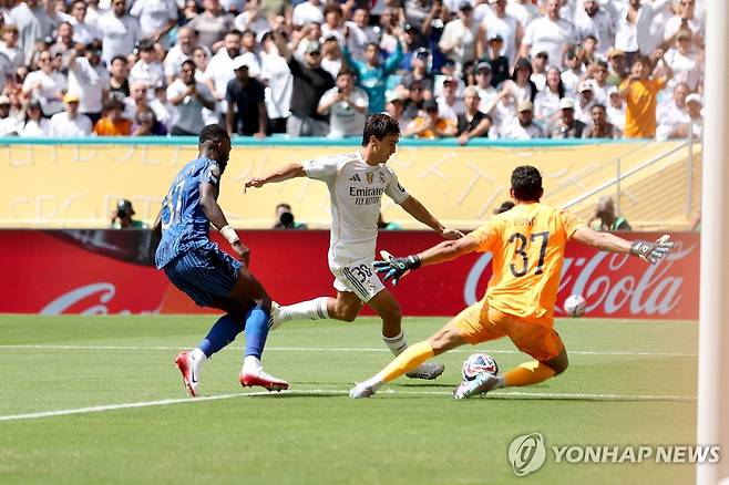 레알 마드리드 곤살로 가르시아의 선제골 장면 [게티이미지/AFP=연합뉴스]