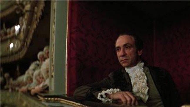 모차르트의 재능과 대중의 열광을 목도하며 만감이 교차하는 살리에리 특유의 표정. ⓒ