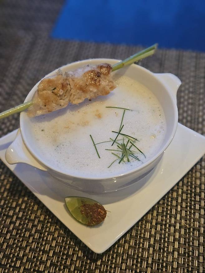 20250619_184726.jpg 코사무이 미슐랭 타이레스토랑 후기