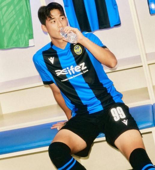 천성훈 코스모폴리탄 화보 [사진=천성훈 인스타그램]