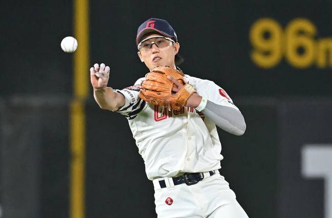 [OSEN=부산, 이석우 기자]  롯데 자이언츠 전민재 / foto0307@osen.co.kr