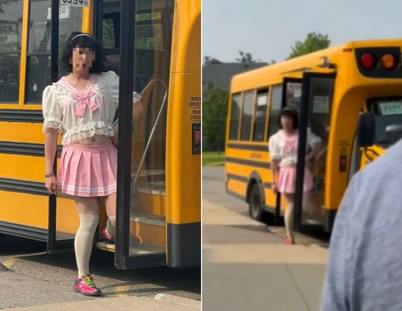 캐나다의 한 초등학교 스쿨버스 운전사가 여학생 교복 스타일의 의상을 입고 자칭 ‘롤리타 노선’ 버스를 운전하다가 학부모 항의에 해고되는 일이 벌어졌다고 19일(현지시간) 현지 매체들이 전했다(사진 일부 모자이크 처리함). 엑스 계정 ‘REDUXX’ 캡처