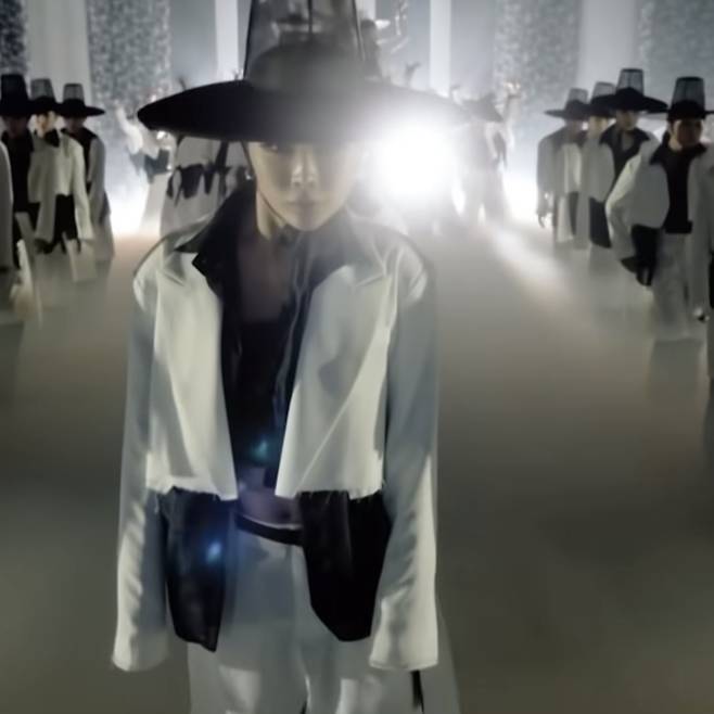 엠넷 ‘월드 오브 스트릿 우먼 파이터’ 속 한 장면. 유튜브 ‘더 춤’ 캡처