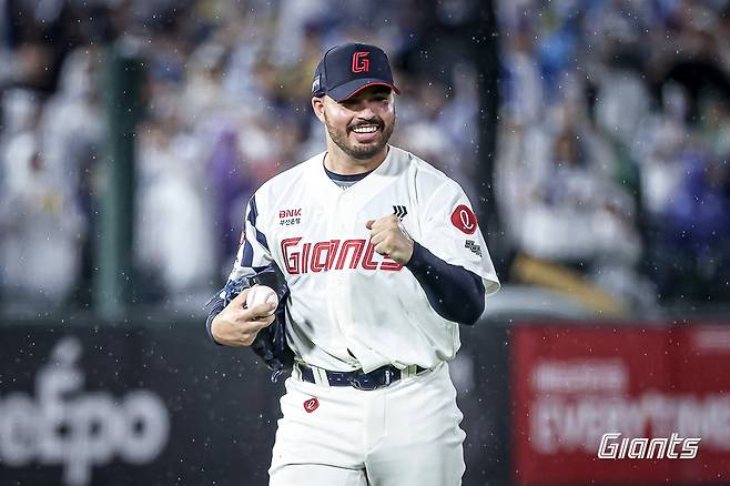 롯데 자이언츠 알렉 감보아. 롯데 자이언츠