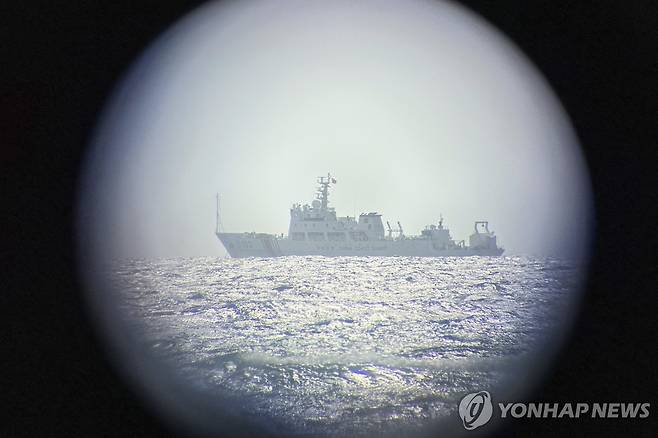 남중국해 항행 중인 중국 해경선  [AP 연합뉴스 자료사진. 재판매 및 DB금지]