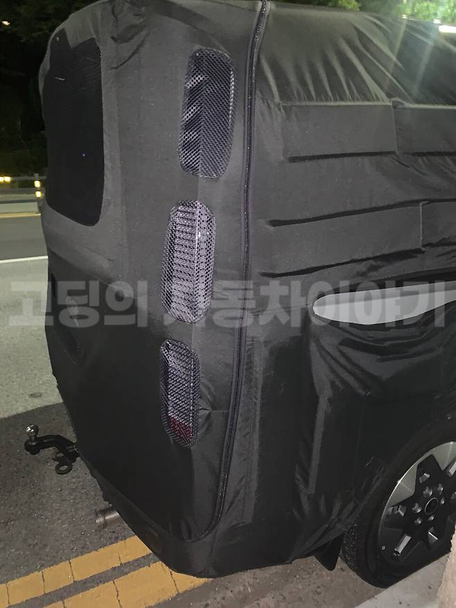 사진 : 현대차 스타리아 페이스리프트 테스트카 (출처=고딩의 자동차이야기)