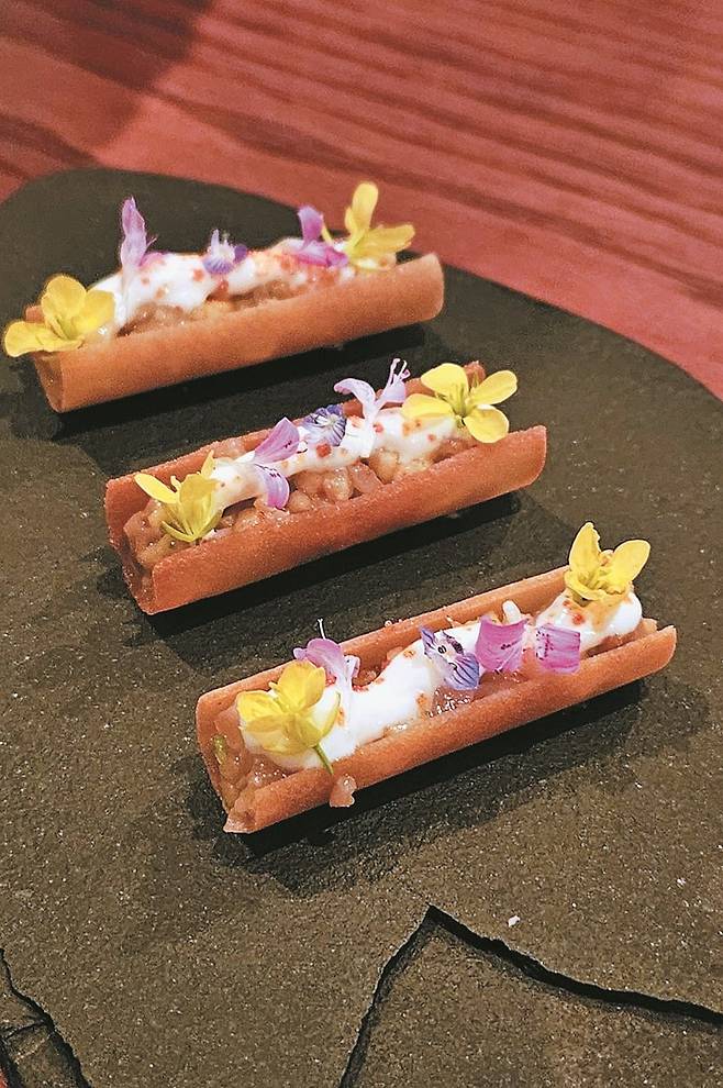 히말라야 허브로 만든 아페리티프. /김성윤 기자