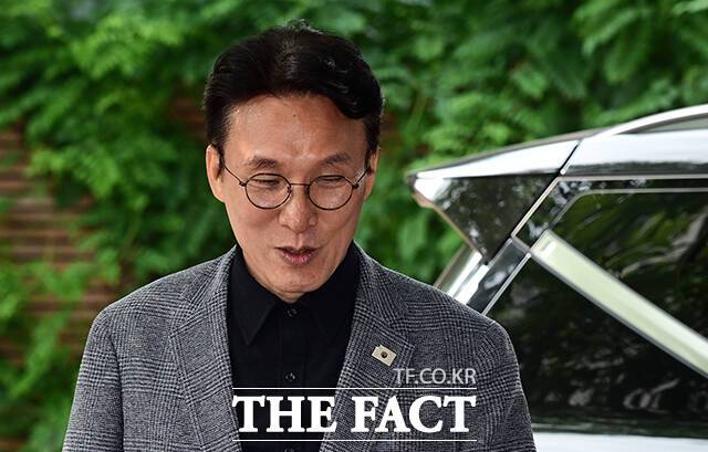 김민석(사진) 국무총리 후보자에 대한 인사청문회를 이틀 앞둔 22일 더불어민주당은 김 후보자 지키기 총력전에 나선 모습이다. /임영무 기자