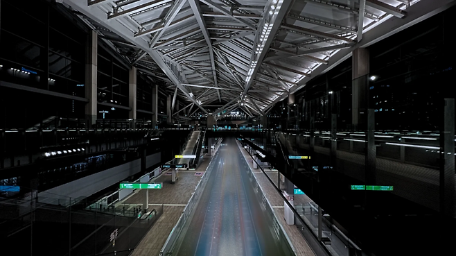 다카나와 게이트웨이 클럽이 열리는 통로에서 바라본 전경. 다카나와 게이트웨이 홈페이지.