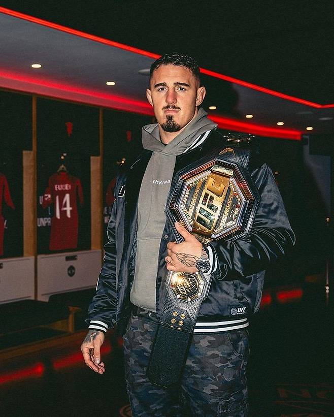 IMG_8978.JPG 존 존스 은퇴 기념 UFC 헤비급 최강자 아스피날 모음.GIF