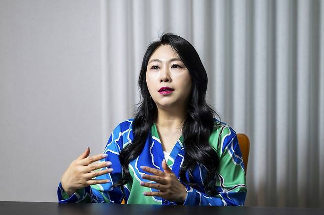 김민정 관상가는 관상의 해외 시장 진출을 준비하고 있다. 이른바 K-컨설턴트다. 김정훈 기자