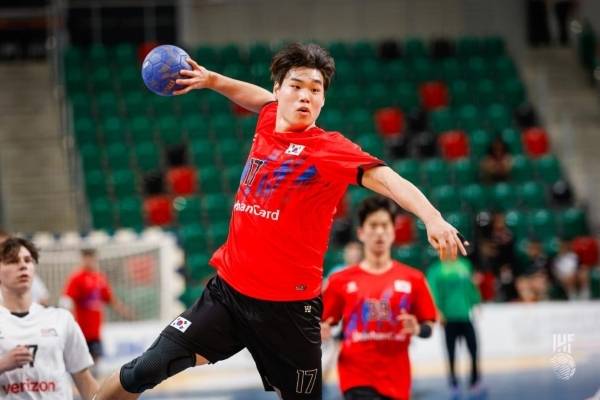 사진 제25회 IHF 세계남자주니어핸드볼선수권 조별리그 C조 예선 3차전 한국과 미국의 경기 모습, 사진 출처=국제핸드볼연맹