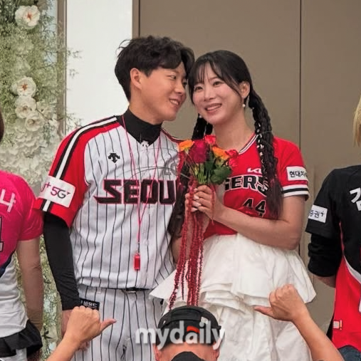 왼쪽부터 김정석, 김한나 / 독자 제공