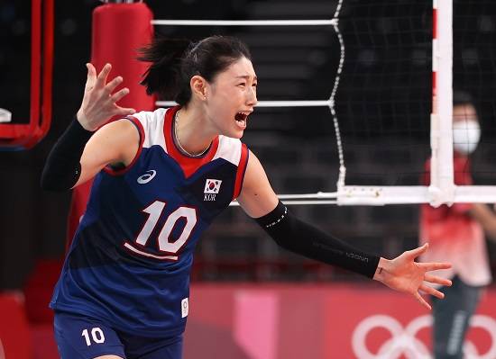 2021년 열린 도쿄 올림픽에서 한국 여자 배구의 4강 진출을 이끌었던 김연경. 사진 연합뉴스