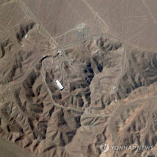 포르도 핵시설 위성사진 (2025년 5월 19일) (Planet Labs 제공 AFP=연합뉴스) 2025년 5월 19일 촬영돼 같은 해 6월 13일에 보도용으로 플래닛 랩스에 의해 제공된 이란 중부의 포르도 핵시설 위성사진. [크레딧 원문표기 및 워터마크 삭제·크롭·변형 금지. 사진 크롭 금지. DB 및 재판매 금지. 마케팅 및 광고 캠페인 사용 금지. 보도용으로만 사용 가능. 다음 크레딧 원문 표기 필수. (MANDATORY CREDIT "AFP PHOTO / ⓒ 2025 PLANET LABS PBC") 2025.6.18.