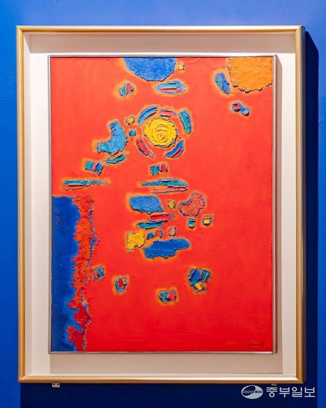 김환기의 작품 '무제'. 이준도기자