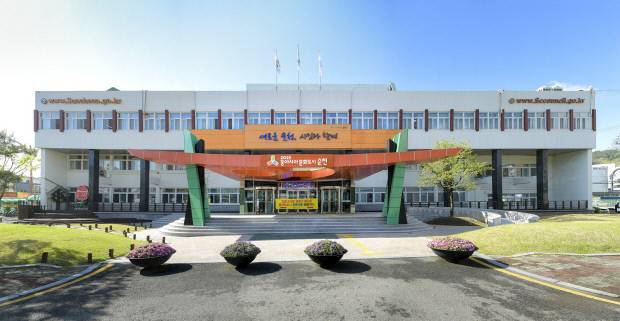 전라남도 순천시청 전경.